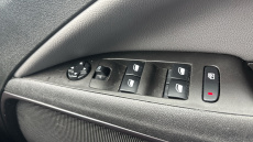 Vauxhall Crossland X 1.2T ecoTec [110] Tech Line Nav 5dr [6 Spd] [S/S] Petrol Hatchback